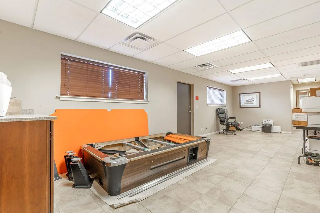 Photo 39 — 1230 Frisco Avenue, Clinton, OK 73601