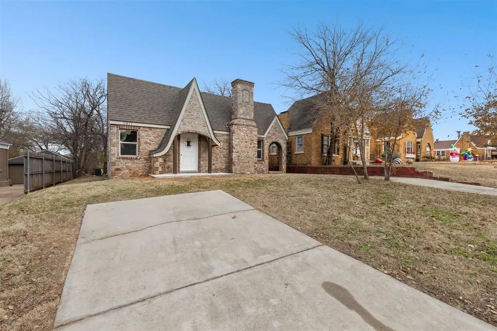 Front exterior — 2809 NW 22nd Street, Oklahoma City, OK 73107