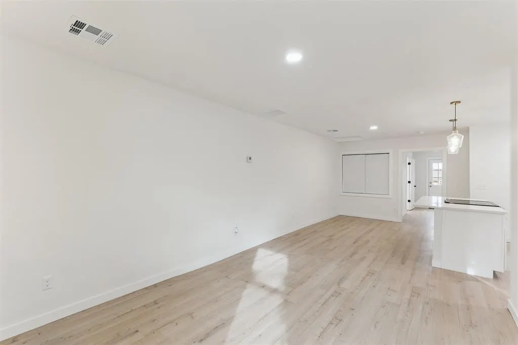 Photo 4 — 2809 NW 22nd Street, Oklahoma City, OK 73107