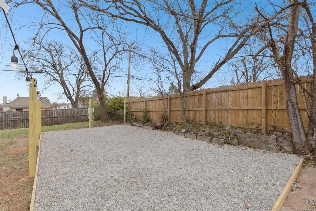 Photo 49 — 2809 NW 22nd Street, Oklahoma City, OK 73107