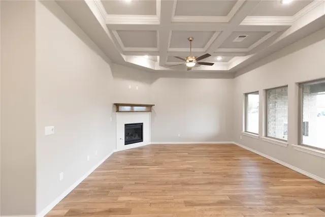 Photo 6 — 12217 SW 32nd Place, Yukon, OK 73099