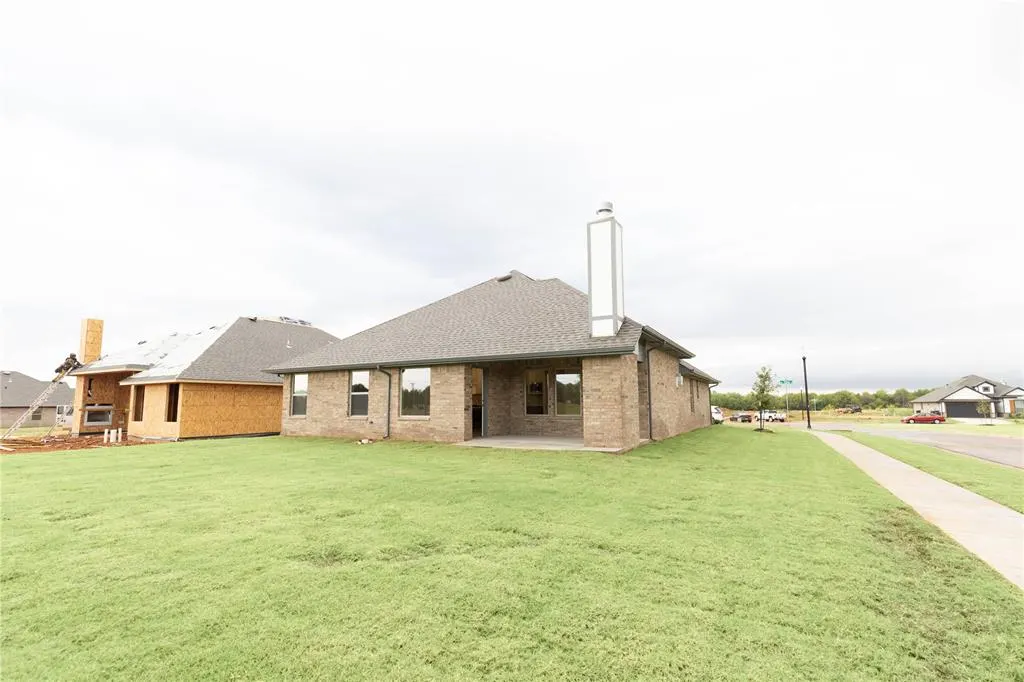 Photo 26 — 12217 SW 32nd Place, Yukon, OK 73099