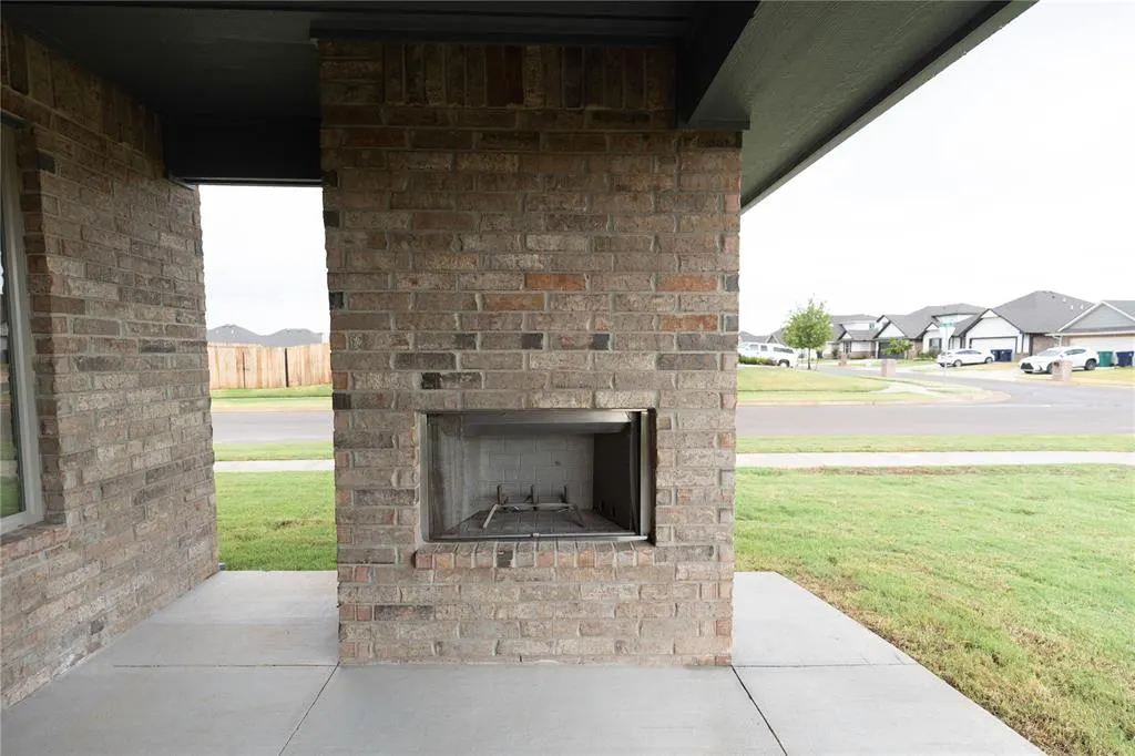 Photo 27 — 12217 SW 32nd Place, Yukon, OK 73099