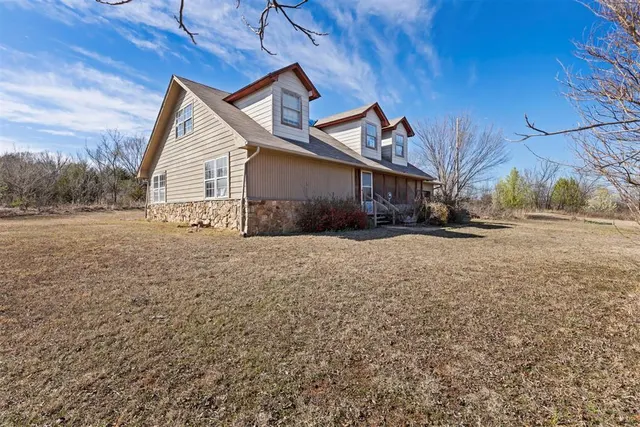 Photo 3 — 502 S Red Wagon Road, Stillwater, OK 74074