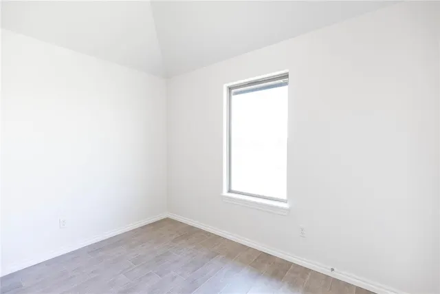 Photo 4 — 12308 SW 32nd Street, Yukon, OK 73099
