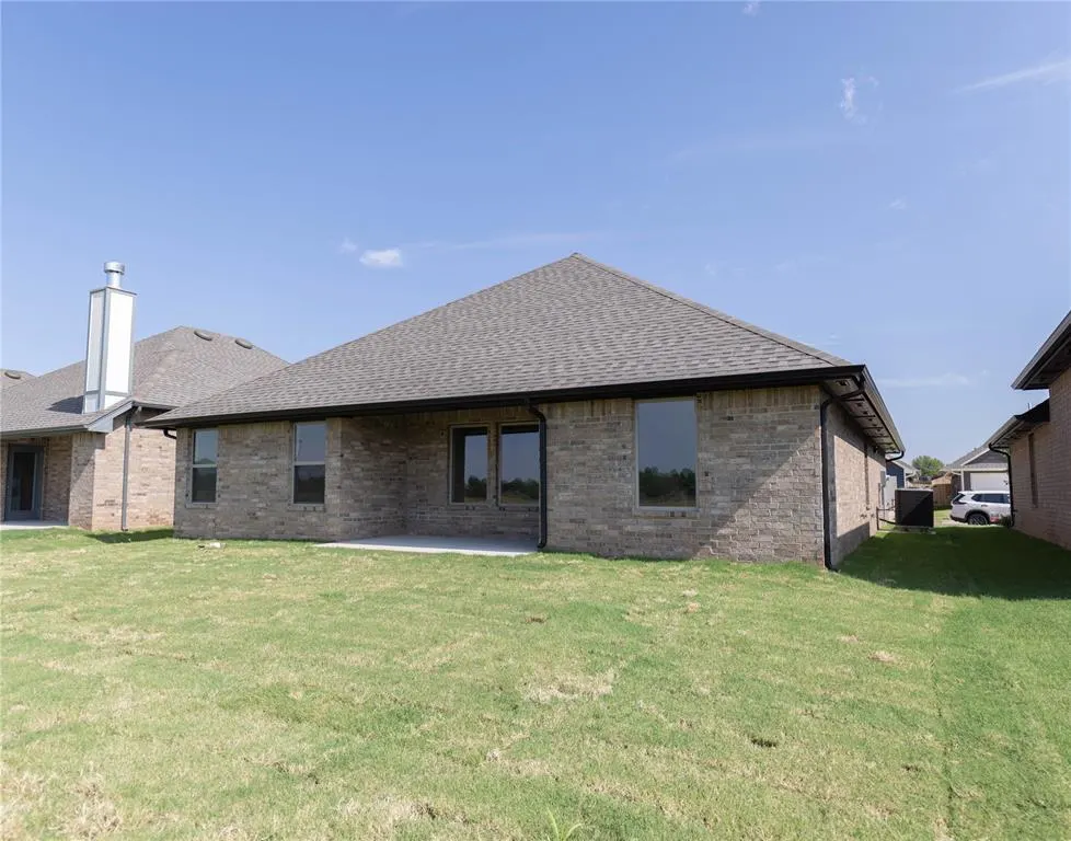 Photo 23 — 12308 SW 32nd Street, Yukon, OK 73099