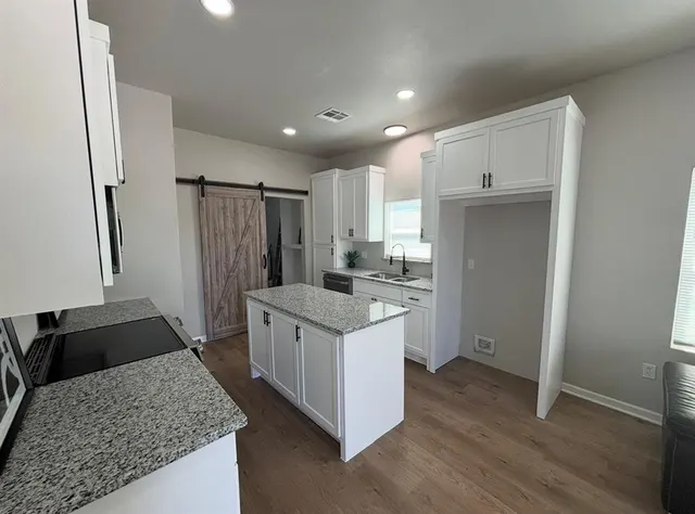Photo 3 — 1004 N Bryant Avenue, Oklahoma City, OK 73117