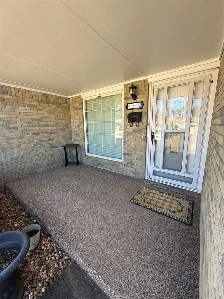 Photo 5 — 122 Robin Lane, Tecumseh, OK 74873