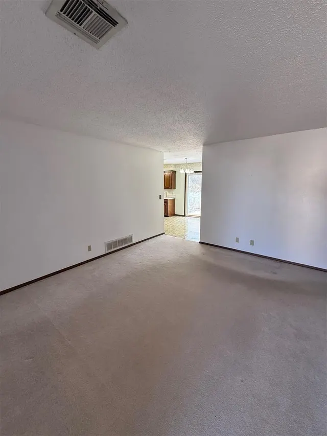 Photo 6 — 122 Robin Lane, Tecumseh, OK 74873