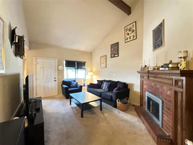 Photo 2 — 8711 N Roxbury Boulevard, Oklahoma City, OK 73132