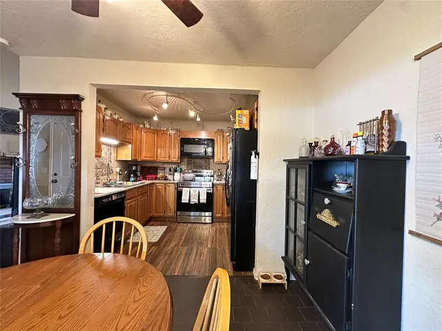 Photo 8 — 8711 N Roxbury Boulevard, Oklahoma City, OK 73132