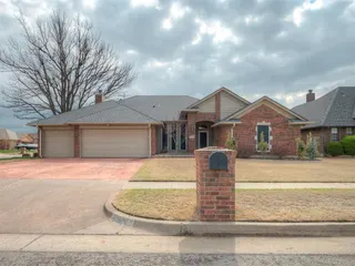 Sold home at 8300 NW 107th Street