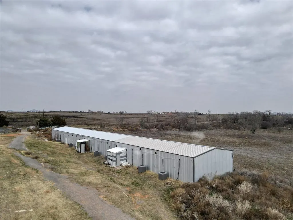 Photo 9 — 19744 E Etowah Road, Noble, OK 73068