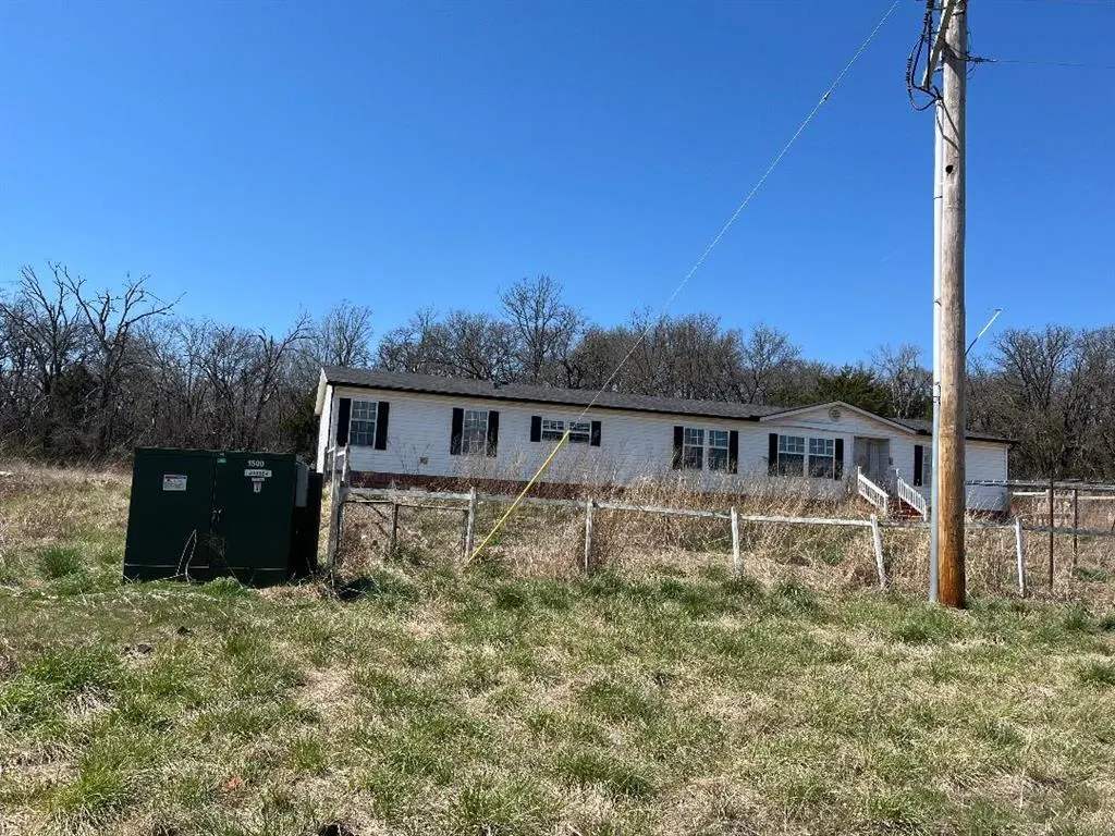Photo 15 — 19744 E Etowah Road, Noble, OK 73068