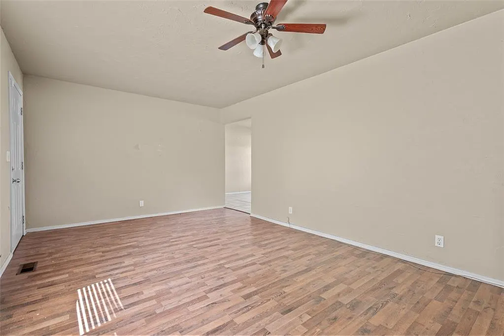 Photo 11 — 20501 144th Street, Lexington, OK 73051