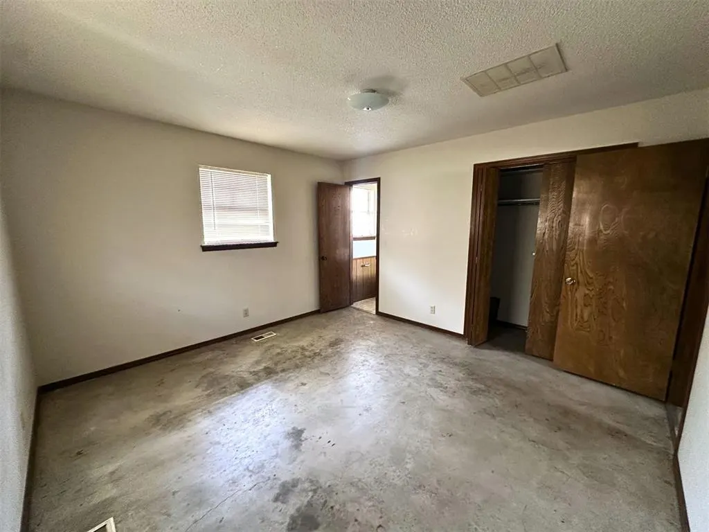 Photo 38 — 1921 W A Avenue, Elk City, OK 73644