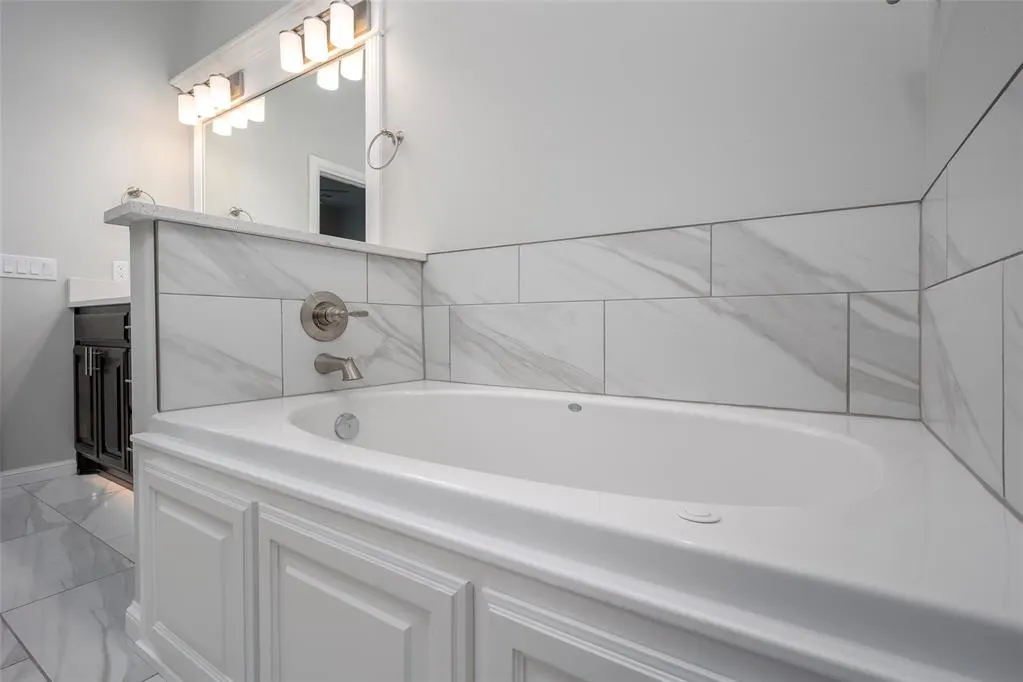 Photo 19 — 3021 SW 133rd Terrace, Oklahoma City, OK 73170