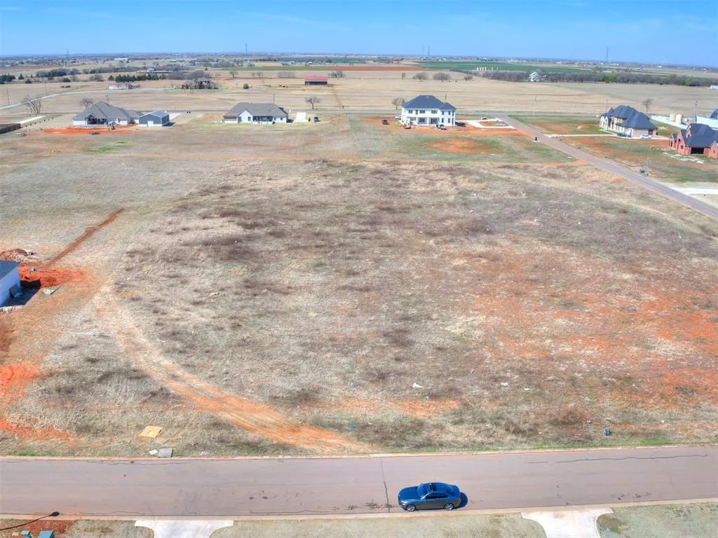 Photo 3 — 22823 Tuscan Estates Drive, Edmond, OK 73025