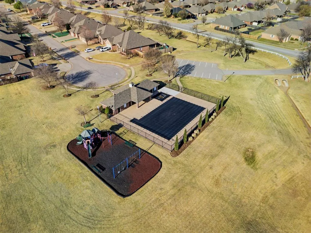 Photo 38 — 9032 NW 79th Terrace, Yukon, OK 73099
