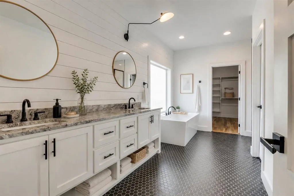 Photo 8 — 1115 NW 15th Street, Oklahoma City, OK 73106