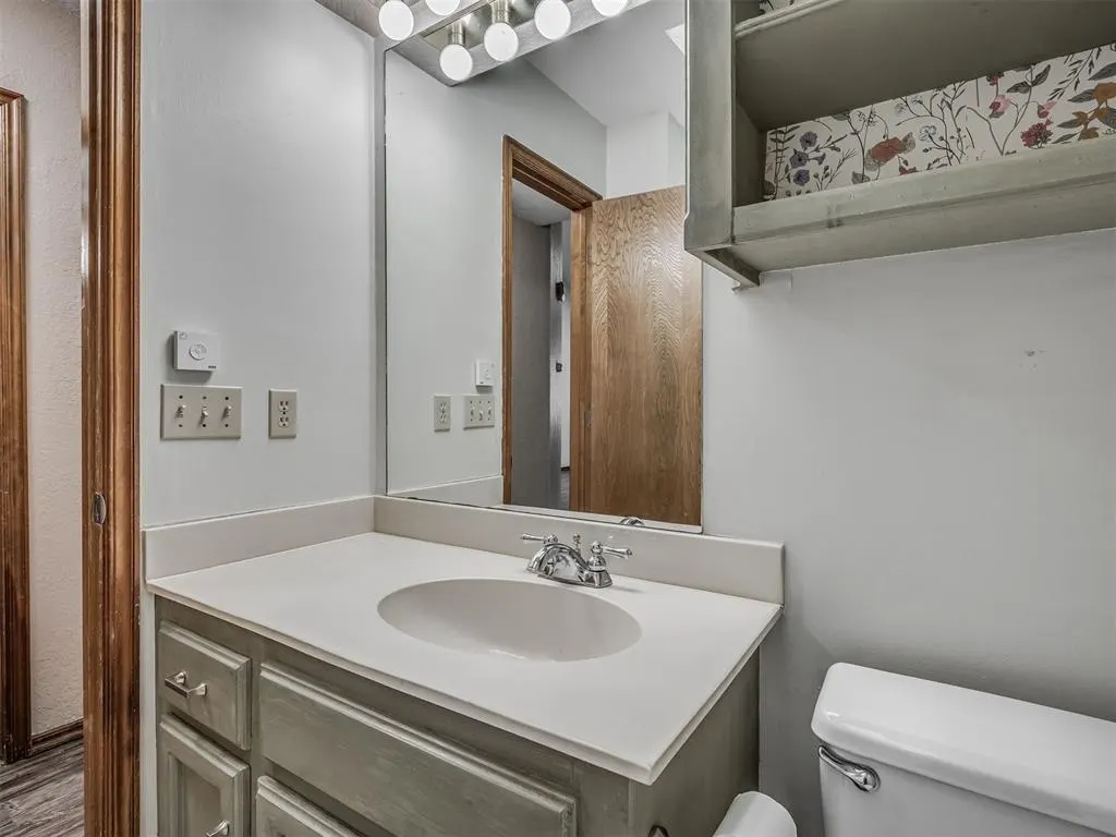 Photo 27 — 2925 Village Circle, Edmond, OK 73013