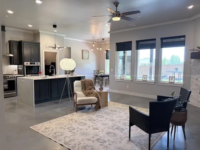 Front exterior — 604 Maple Hill Road, Norman, OK 73069