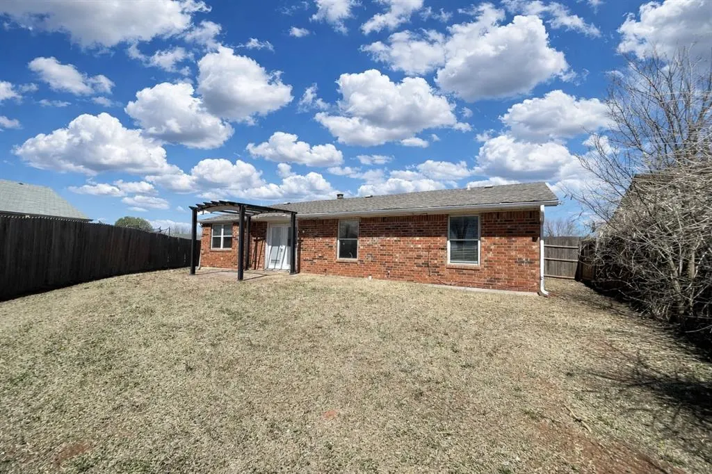 Photo 4 — 1016 SW 99th Place, Oklahoma City, OK 73139