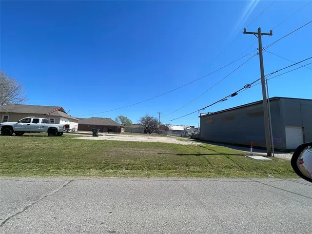 Photo 6 — Address unavailable, Norman, OK 73069
