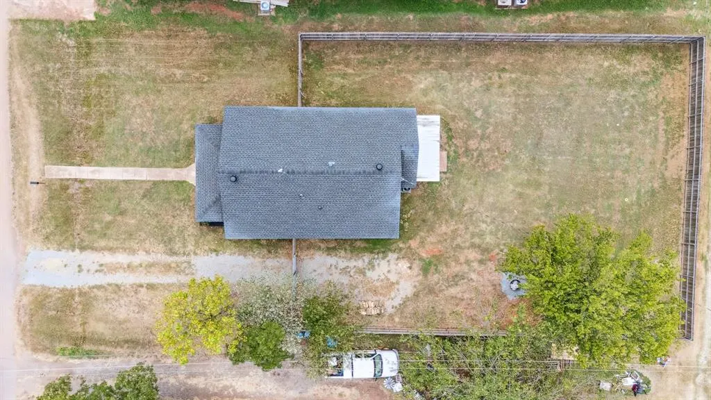 Photo 21 — 209 Ash Street, Wellston, OK 74881