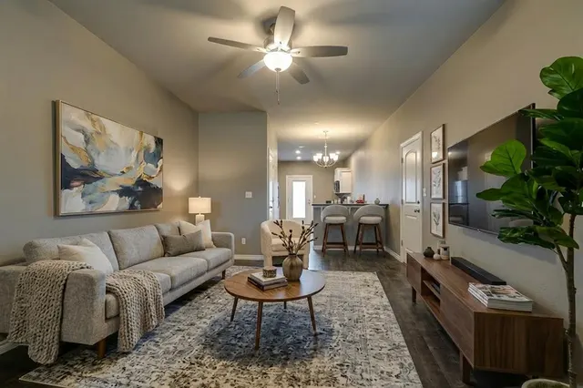 Photo 3 — 1007 SW 91st Street, Oklahoma City, OK 73139