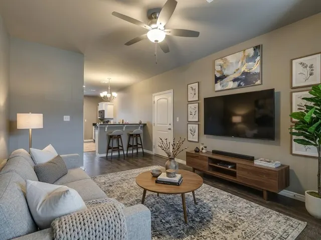 Photo 7 — 1007 SW 91st Street, Oklahoma City, OK 73139