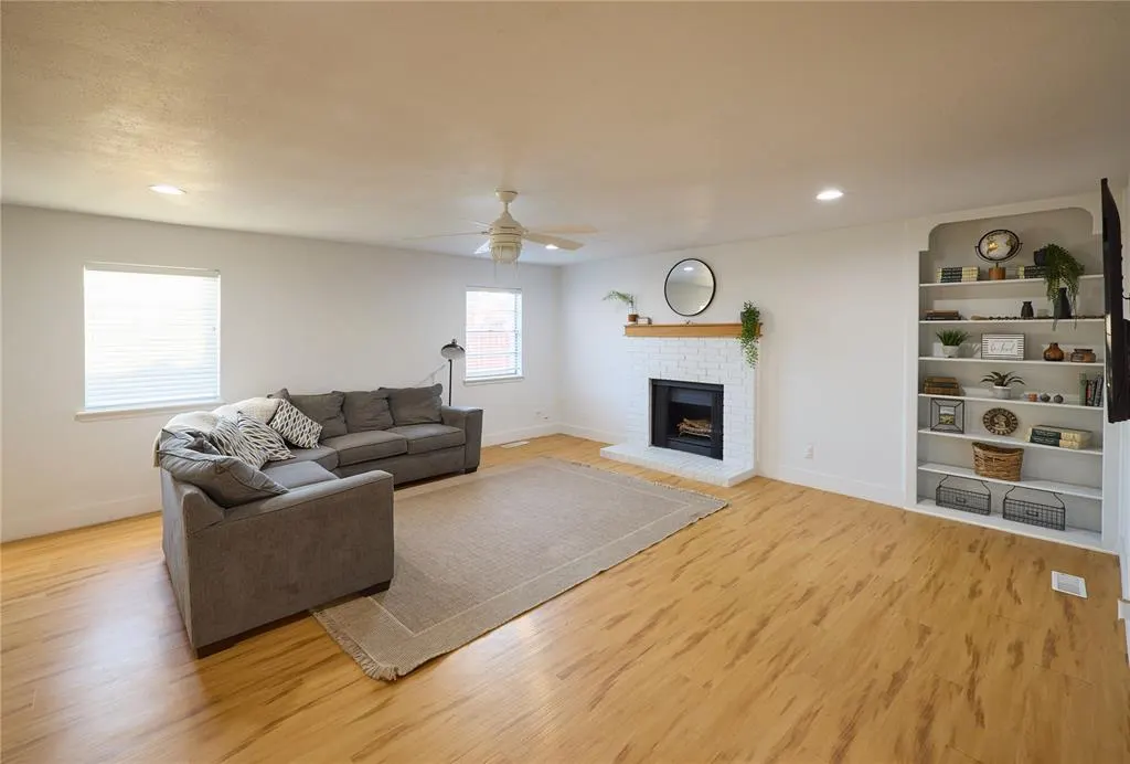 Photo 6 — 7201 Galahad Circle, Oklahoma City, OK 73132