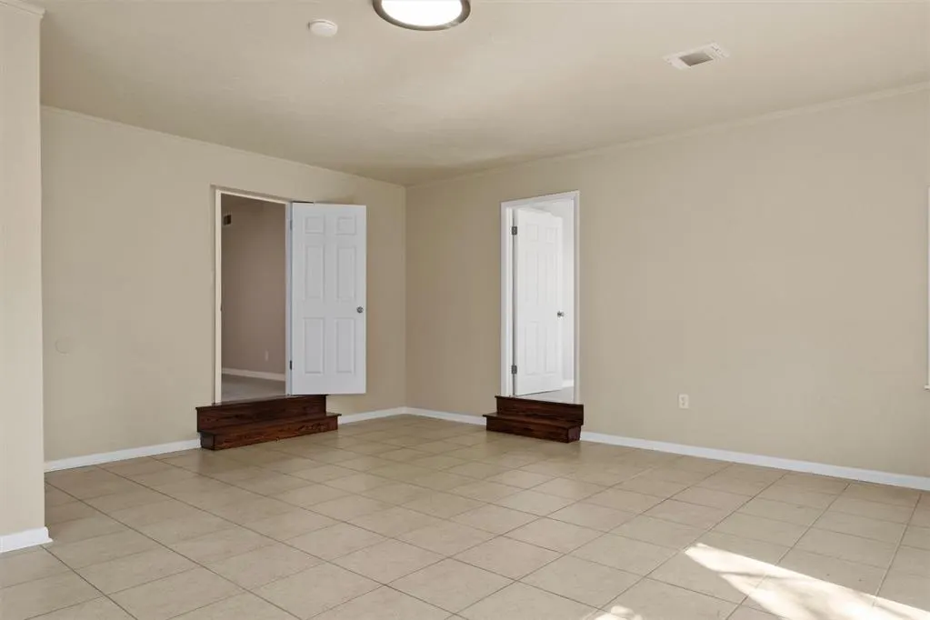 Photo 15 — 3816 NW 51st Street, Oklahoma City, OK 73112