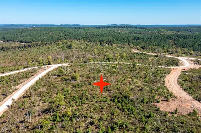 Photo 4 — 593 Woodland Ridge Trail, Broken Bow, OK 74728