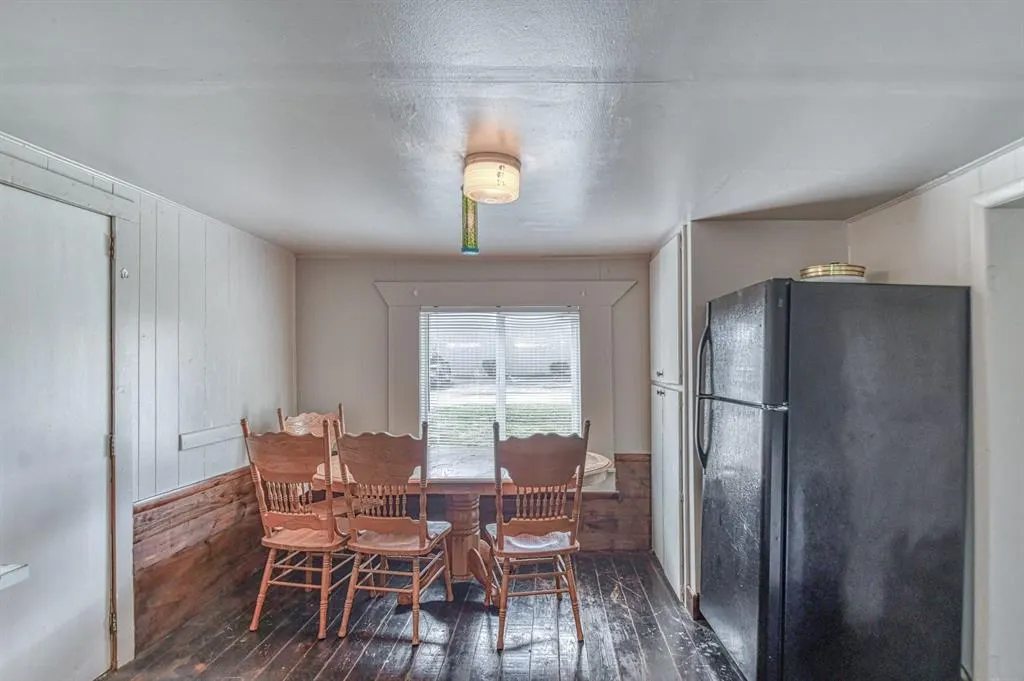 Photo 16 — 610 Loy Street, Meeker, OK 74855