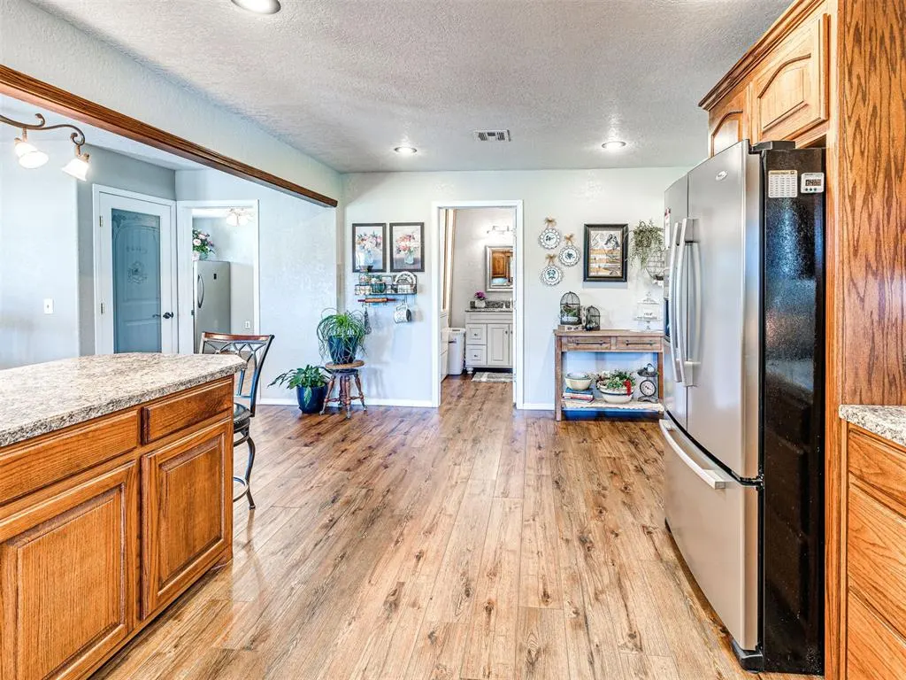 Photo 16 — 23155 County Street 2590, Binger, OK 73009