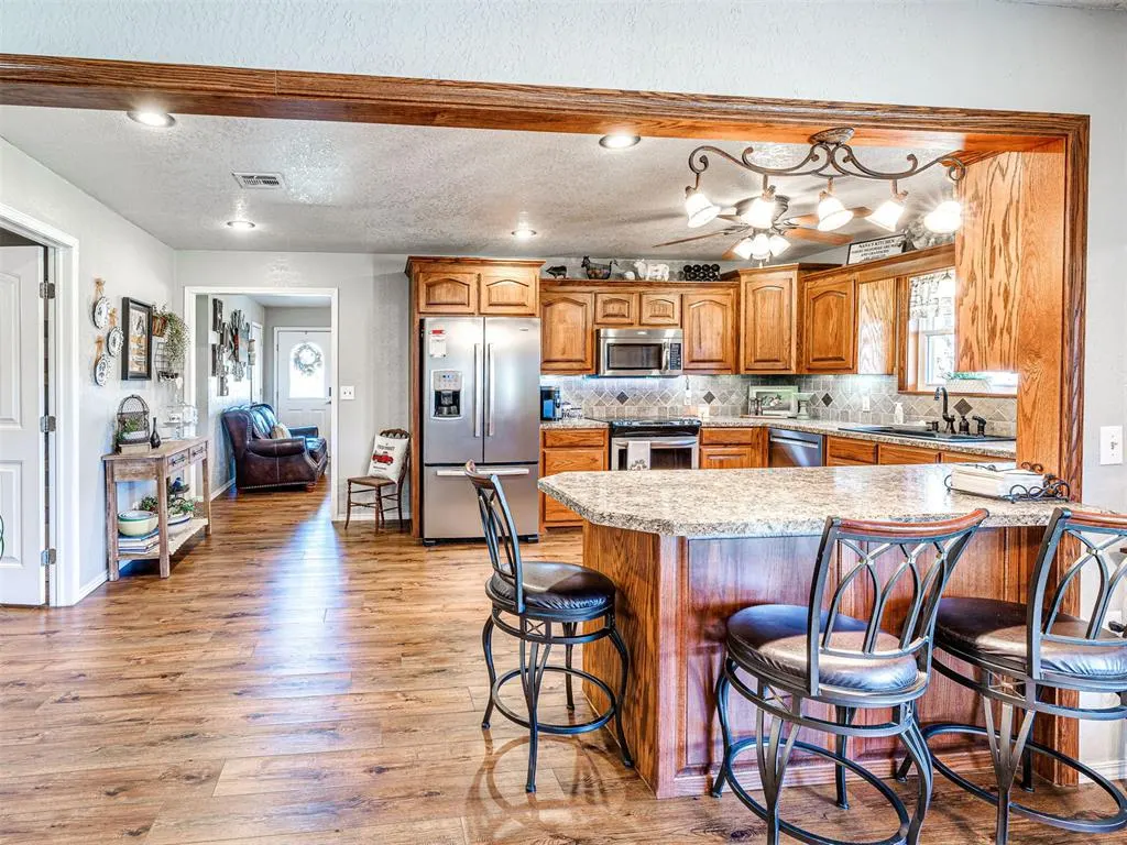 Photo 18 — 23155 County Street 2590, Binger, OK 73009