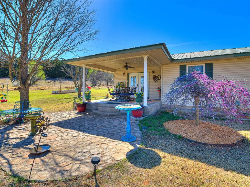 Photo 31 — 23155 County Street 2590, Binger, OK 73009