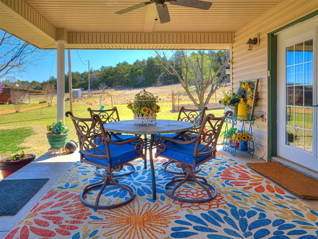 Photo 35 — 23155 County Street 2590, Binger, OK 73009