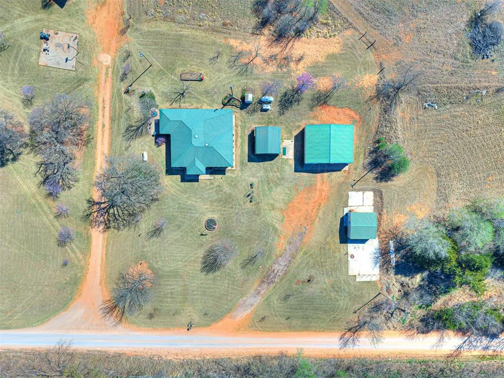 Photo 38 — 23155 County Street 2590, Binger, OK 73009