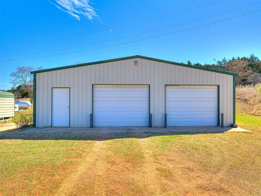 Photo 45 — 23155 County Street 2590, Binger, OK 73009