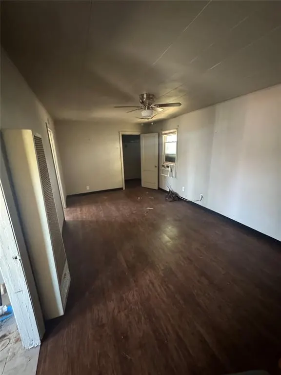 Photo 6 — 1522 NE 10th Street, Oklahoma City, OK 73117