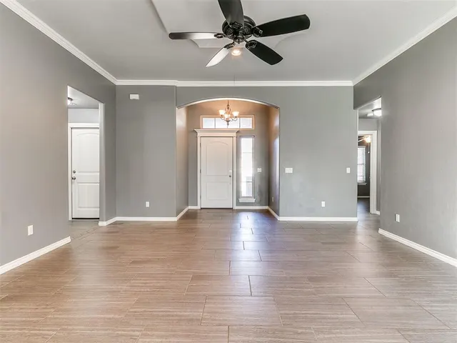 Photo 6 — 712 S Patterson Drive, Moore, OK 73160