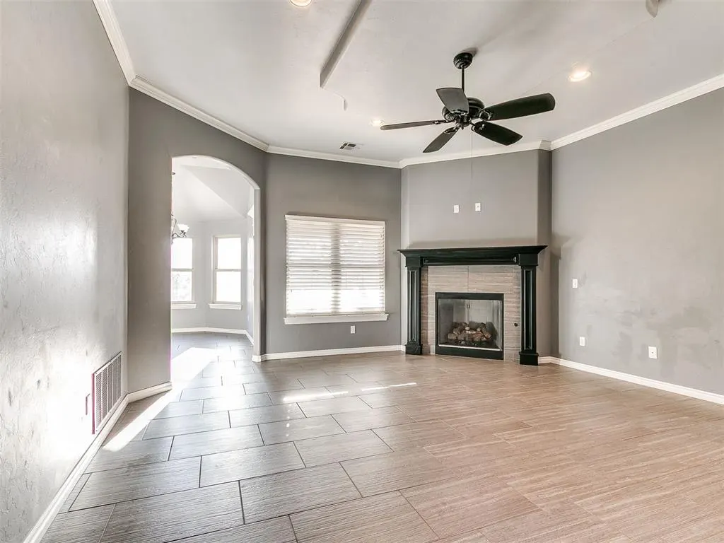 Photo 7 — 712 S Patterson Drive, Moore, OK 73160