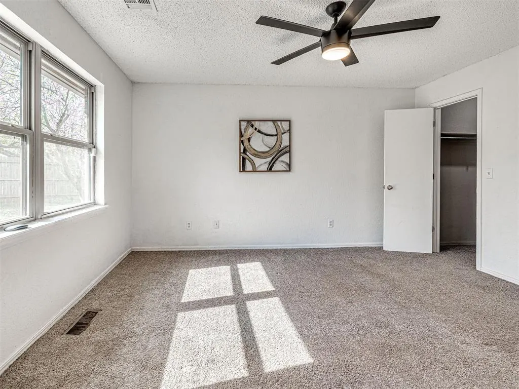 Photo 4 — 1416 Huntington Drive, Edmond, OK 73012