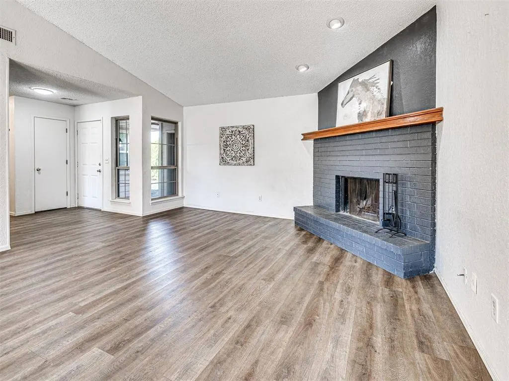 Photo 9 — 1416 Huntington Drive, Edmond, OK 73012
