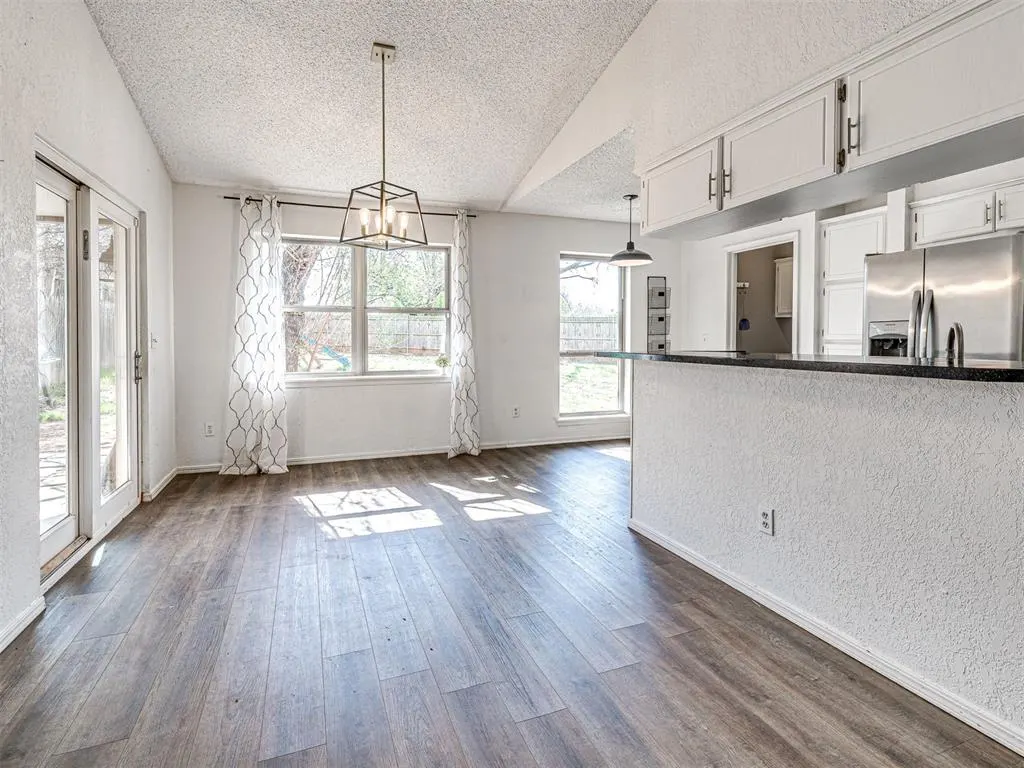 Photo 11 — 1416 Huntington Drive, Edmond, OK 73012