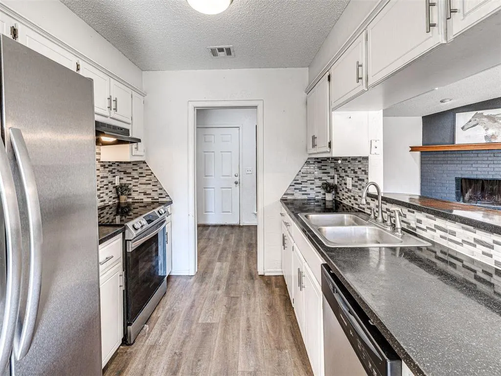 Photo 17 — 1416 Huntington Drive, Edmond, OK 73012
