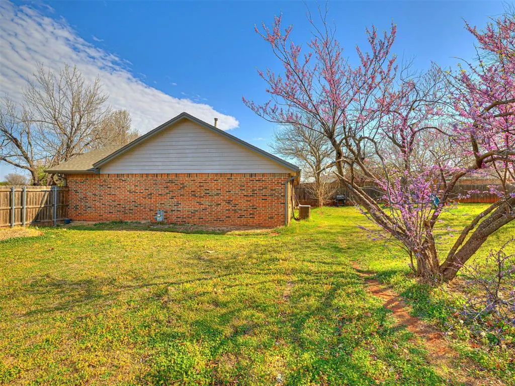 Photo 33 — 1416 Huntington Drive, Edmond, OK 73012