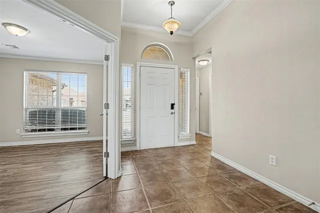 Photo 3 — 2912 Danielle Terrace, Moore, OK 73160